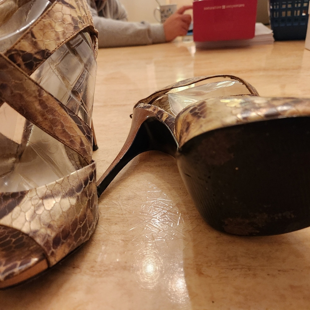 Women's shoes - Picture 3 of 4